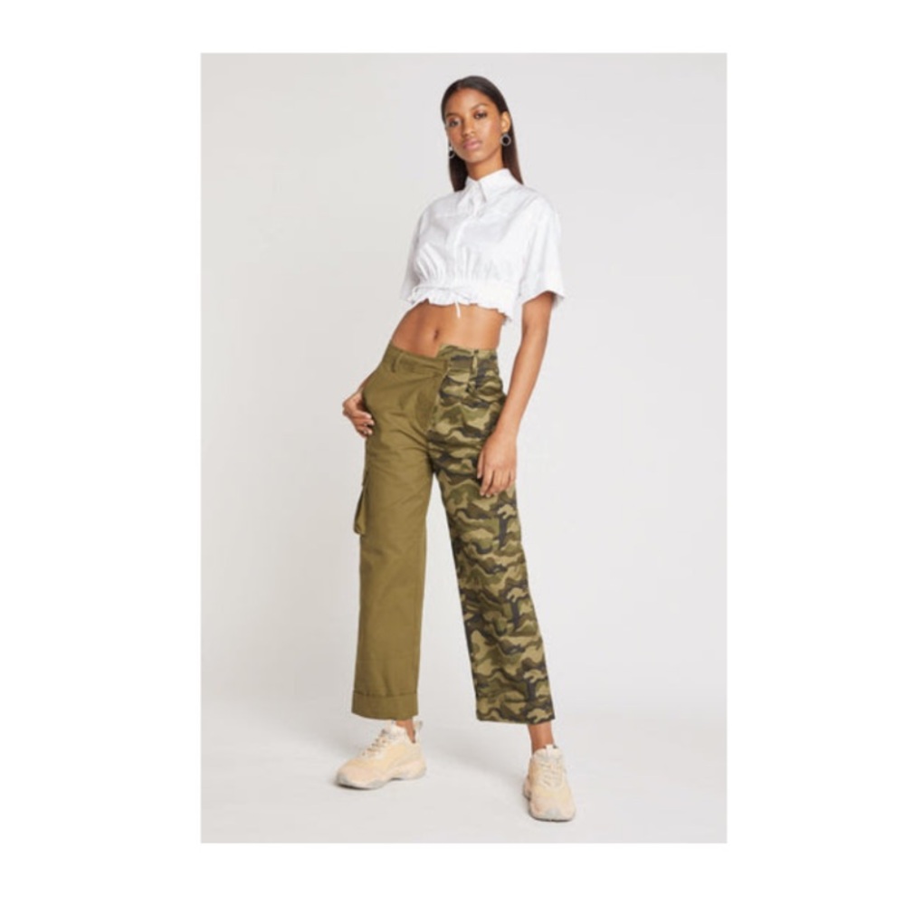 NWOT Choosy Day and Night Camo Pants Size 0